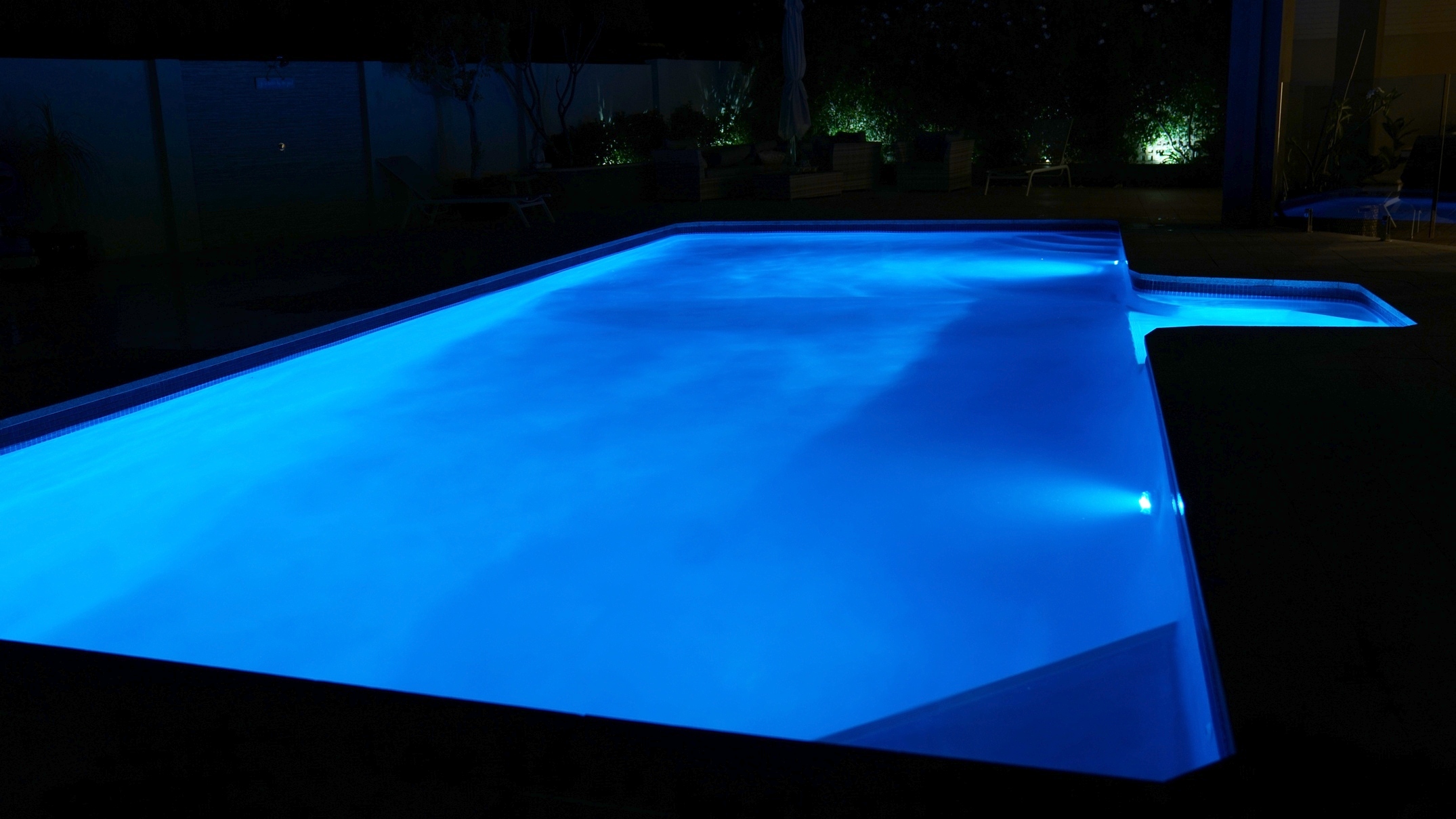 pool screen lights